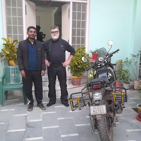 Kanak Home Stay Varanasi Exterior photo