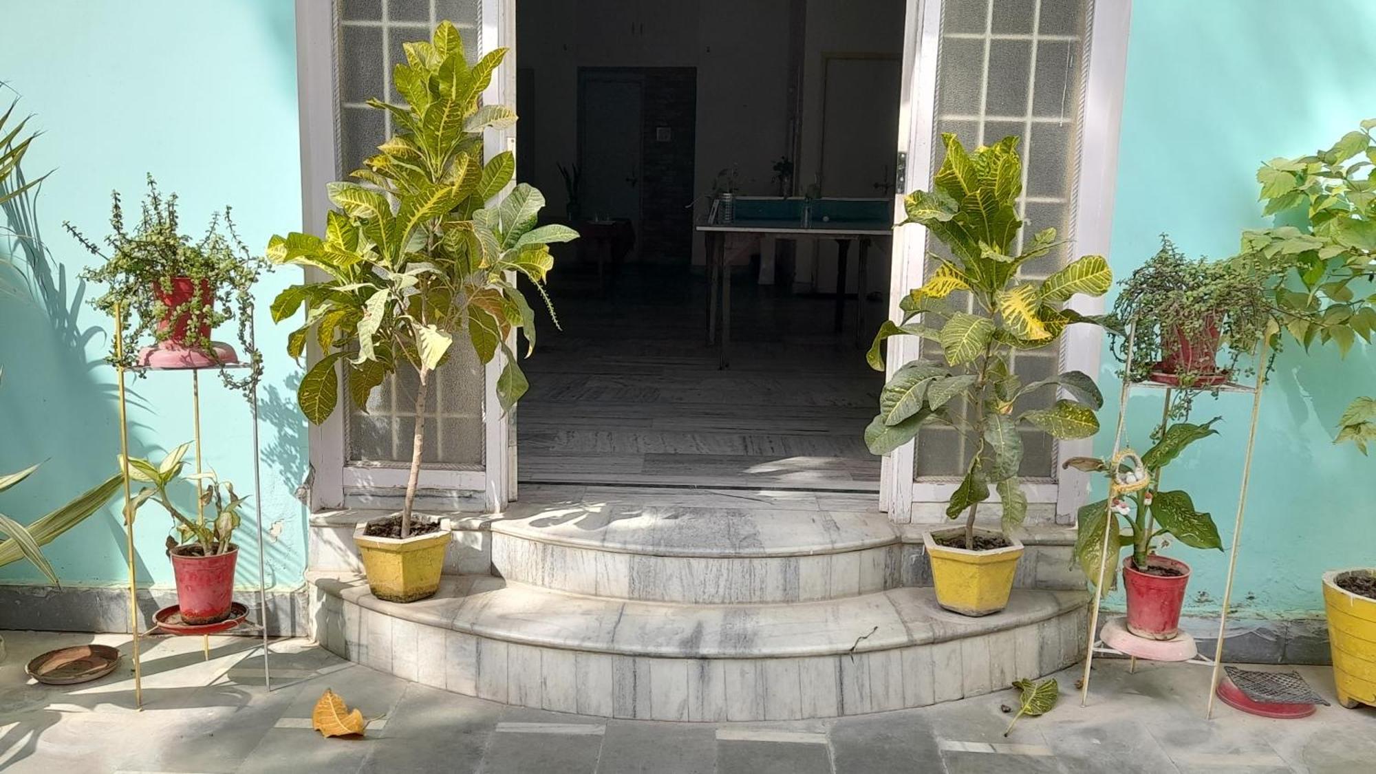 Kanak Home Stay Varanasi Exterior photo