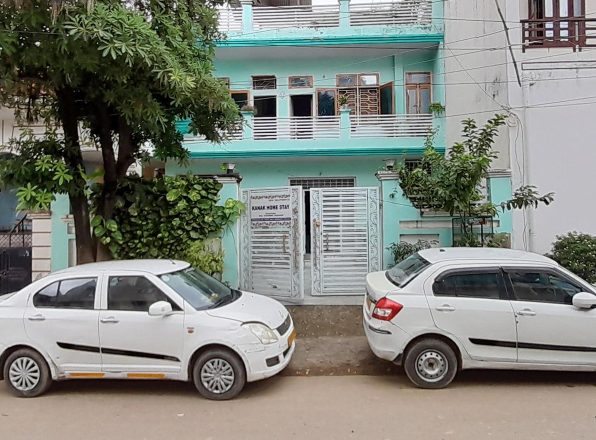 Kanak Home Stay Varanasi Exterior photo
