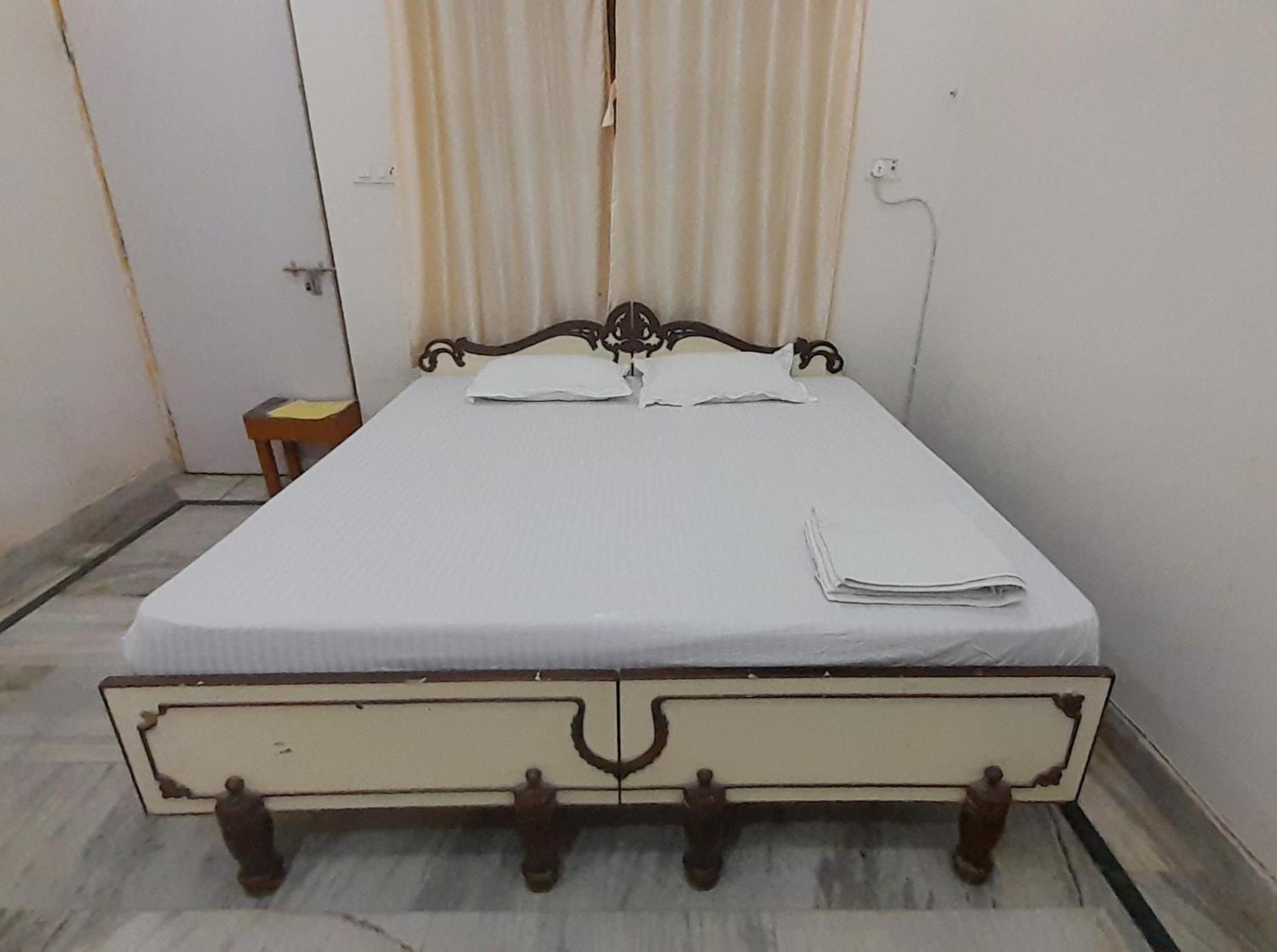Kanak Home Stay Varanasi Exterior photo